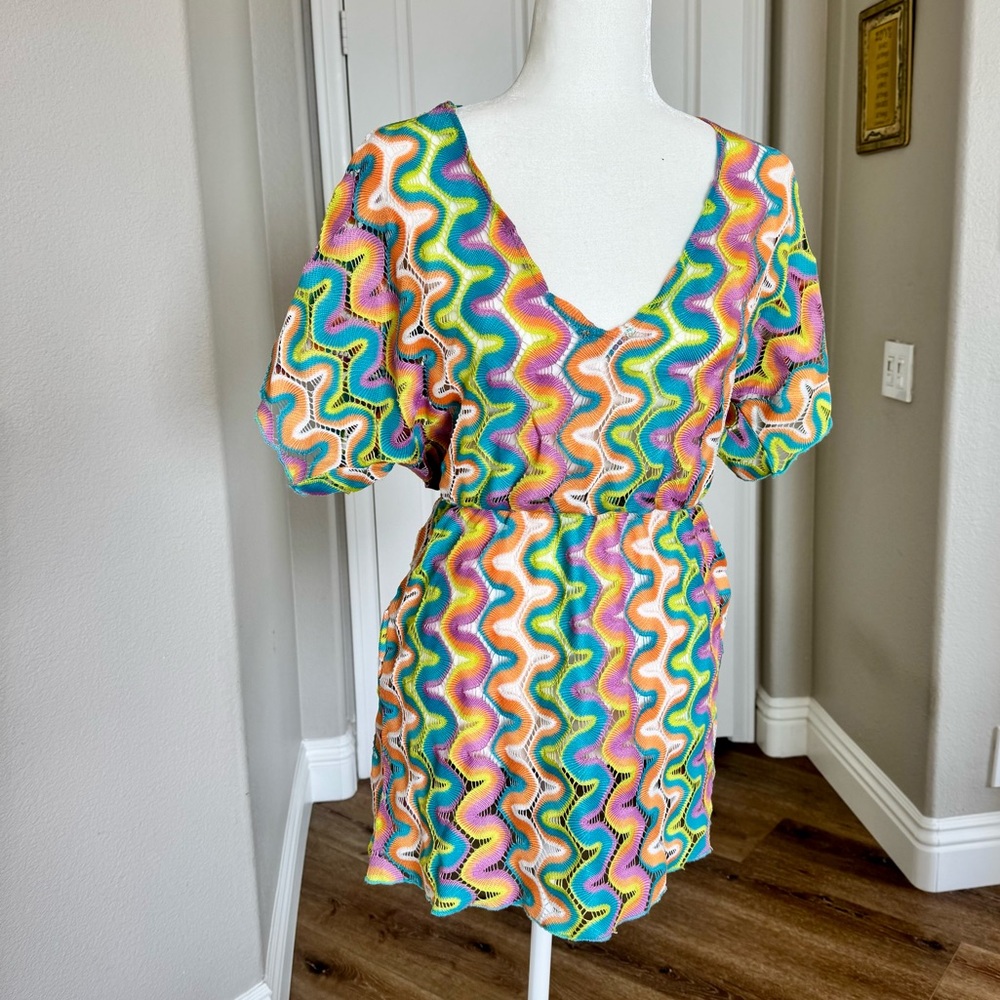 BECCA Multicolor Wave Pattern Swim Coverup